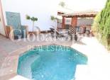 Odsprzedaż - WILLA  -
ORIHUELA COSTA - 