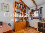 Wiederverkauf - VILLA -
ORIHUELA - Orihuela Costa