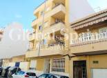 Wederverkoop - APPARTEMENT -
TORREVIEJA - CENTRO CASCO URBANO