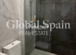 Revente - APPARTEMENT -
TORREVIEJA - Curva Del Palangre