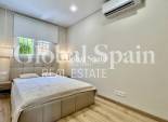 Odsprzedaż - MIESZKANIE -
TORREVIEJA - 