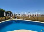 Wiederverkauf - Stadthaus -
TORREVIEJA - Costa Blanca Sur