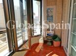 Wederverkoop - APPARTEMENT -
TORREVIEJA - Torrevieja