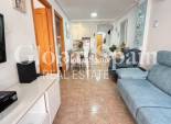 Wederverkoop - APPARTEMENT -
TORREVIEJA - Playa de los Locos
