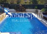 Resale - VILLA -
BENIDORM - Costa Blanca