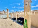 Revente - MAISON -
ORIHUELA COSTA - La Florida