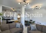 Wiederverkauf - WOHNUNG -
TORREVIEJA - Center