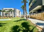 Wiederverkauf - WOHNUNG -
ORIHUELA COSTA - Pau 8