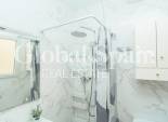 Wiederverkauf - WOHNUNG -
TORREVIEJA - Playa del Cura