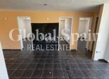 Wiederverkauf - VILLA -
TORREVIEJA - LOS BALCONES - LOS ALTOS