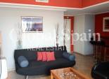 Wederverkoop - APPARTEMENT -
BENIDORM - Levante
