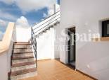 Neubau - WOHNUNG -
COX - San Fernando