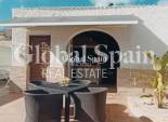 Odsprzedaż - WILLA  -
ELCHE - Costa Blanca
