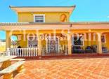 Wederverkoop - VILLA -
TORREVIEJA - LOS BALCONES - LOS ALTOS