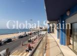 Revente - APPARTEMENT -
TORREVIEJA - Playa de los locos