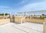 Venta - APARTAMENTO -
TORREVIEJA - Torrevieja