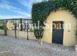 Resale - HOUSE -
ELCHE - Costa Blanca