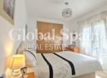 Odsprzedaż - WILLA  -
ORIHUELA COSTA - 