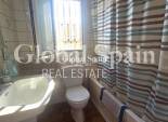 Wederverkoop - HUIS -
TORREVIEJA - Habaneras