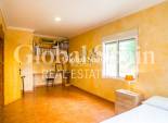 Resale - VILLA -
ORIHUELA - La Matanza