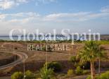 Wederverkoop - APPARTEMENT -
TORREVIEJA - Torreblanca