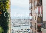 Wederverkoop - APPARTEMENT -
TORREVIEJA - Center
